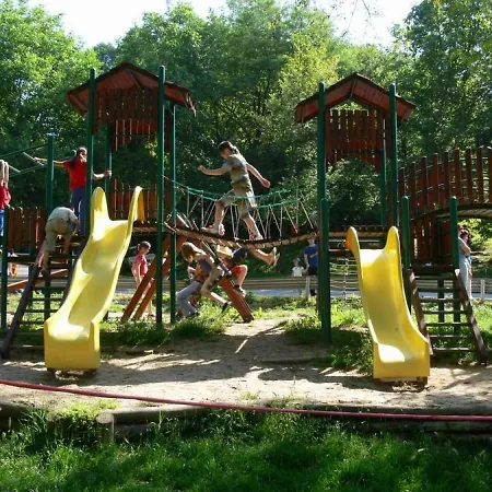 Tourist Center Momina Krepost 2*